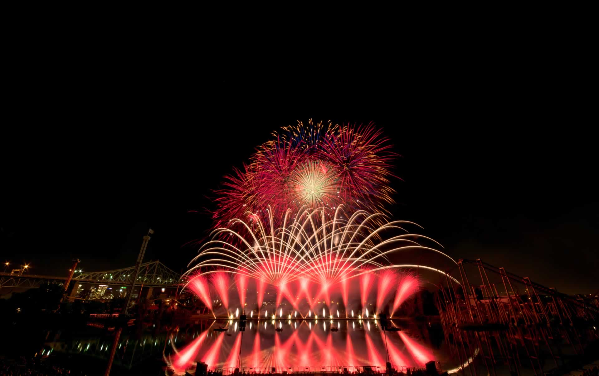 steyFire Feuerwerk L’International des Feux Loto-Quebec Montreal